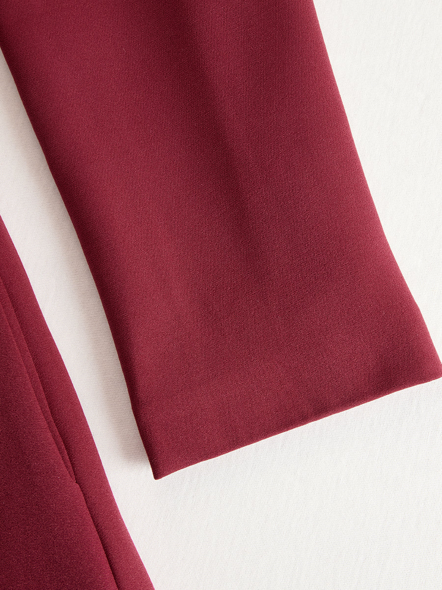 Elegantní midišaty s límečkem a páskem na knoflíky