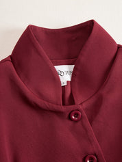 Elegantní midišaty s límečkem a páskem na knoflíky