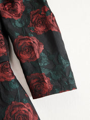 Elegantní midi šaty se vzorem růží v žakáru